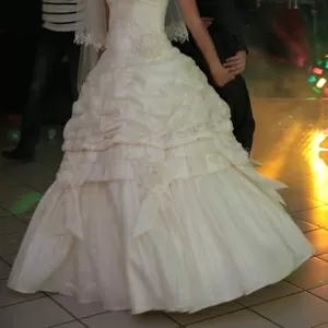 продам красивое свадебное платье из Польши