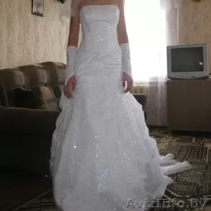 Продам оригинальное  и нежное свадебное платье