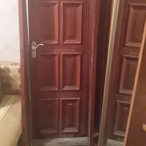 Продам деревянные межкомнатные двери 