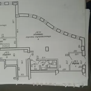 Продам торговое помещение в жилом доме,  1 этаж,  отдельный вход,  123 м.