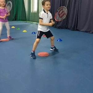 Приглашаем в Школу большого тенниса для детей от 4 до 12 лет
