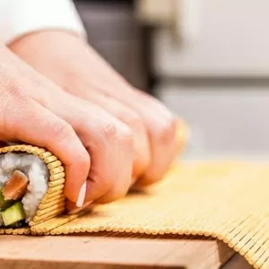 Стань частью нашей суши-команды,  работа Sushi Master в Польше!