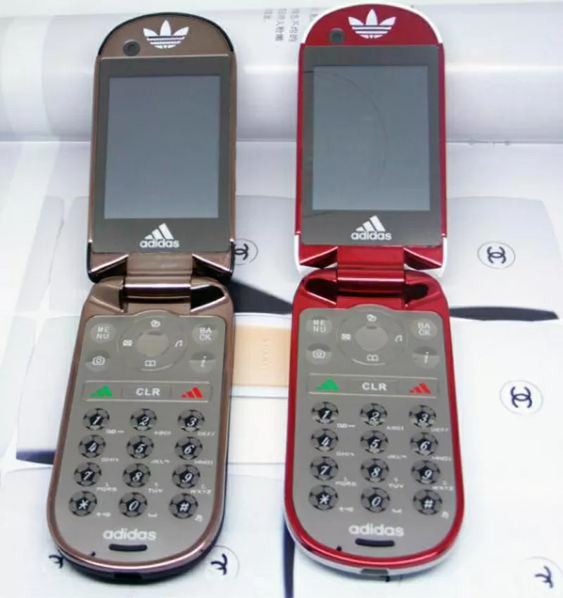 Adidas S808. Новый 2 сим . JAVA,  FM,  2 камеры 2.0Mpix,  MP3,  MP4