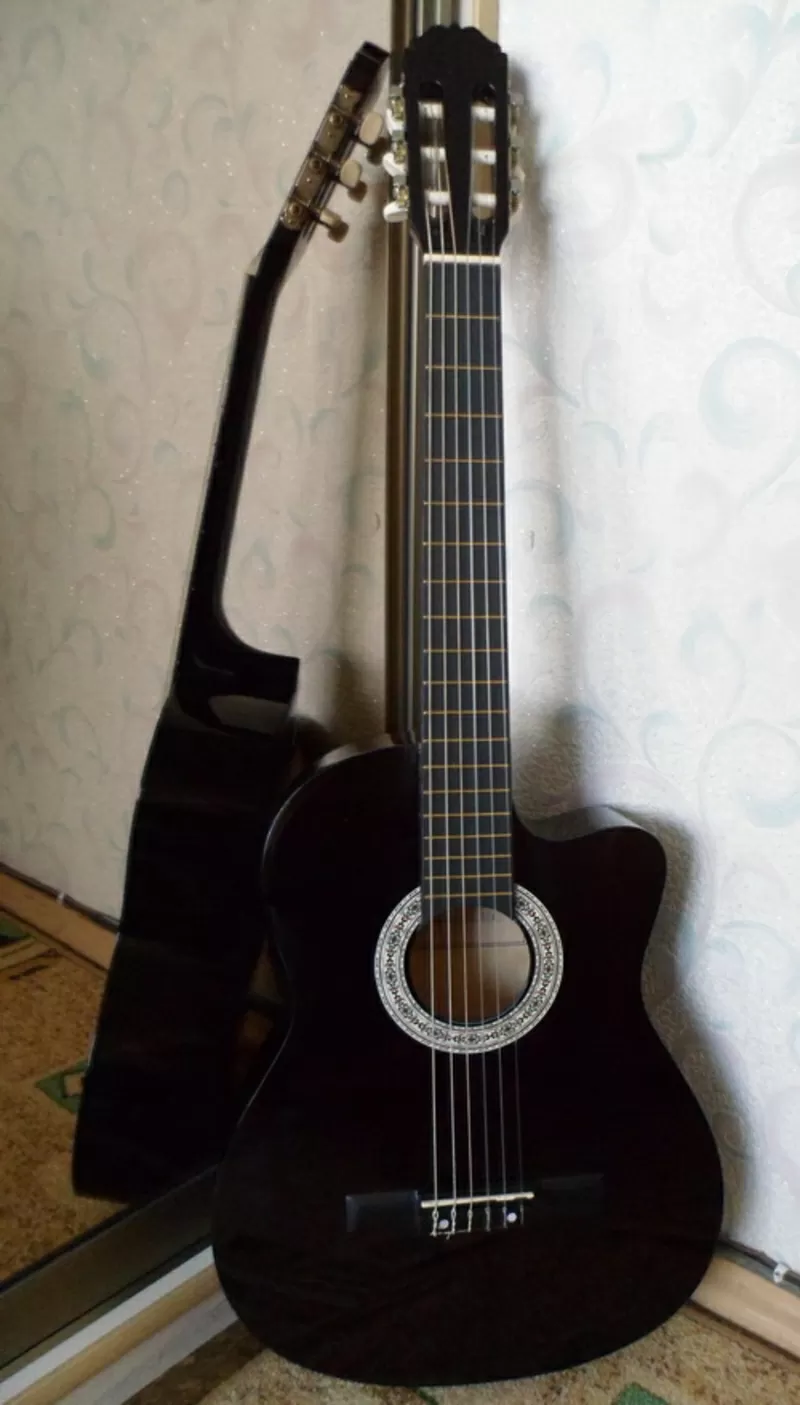 Классическая гитара Varna Ac-39C, новая