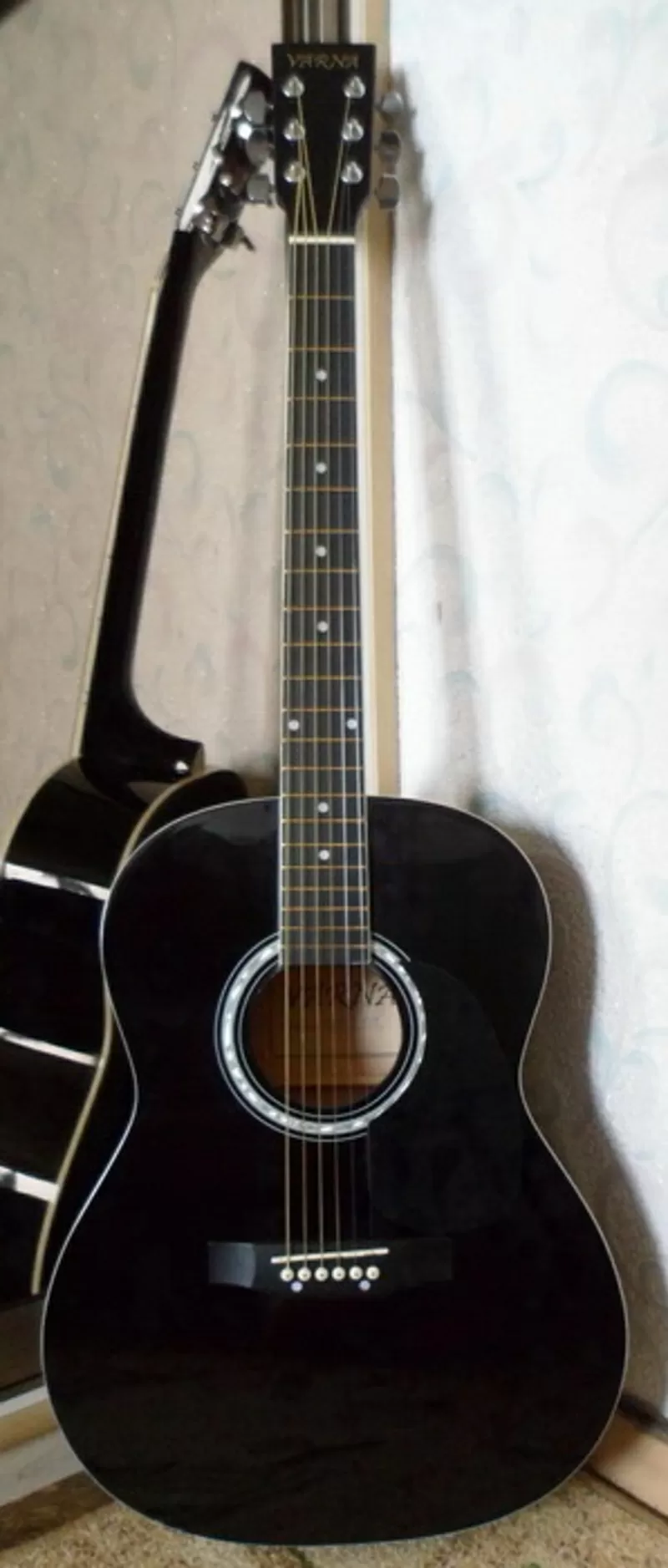 Акустическая гитара MD-039 , новая (есть чехлы)