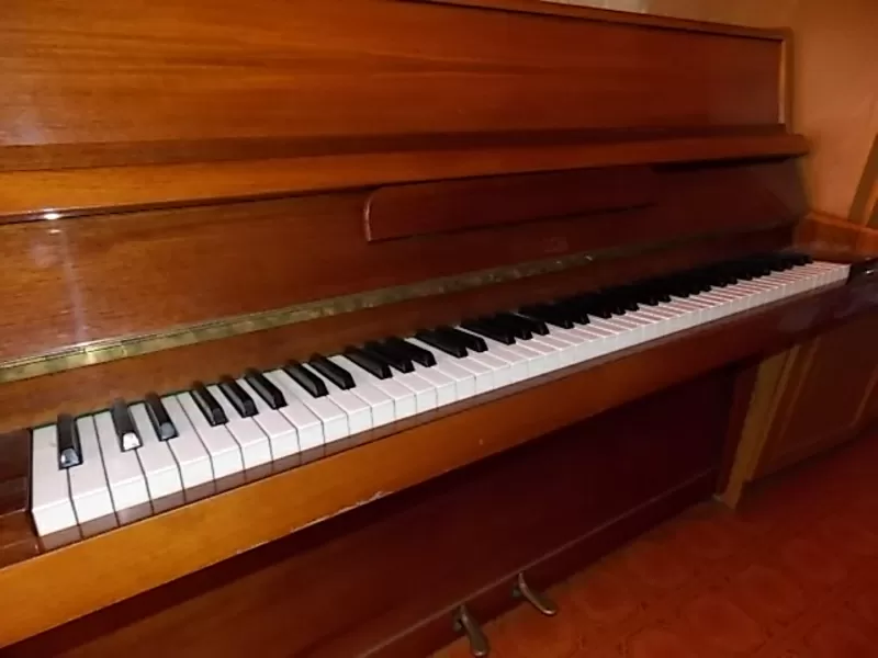 Пианино RONISCH Германия 3