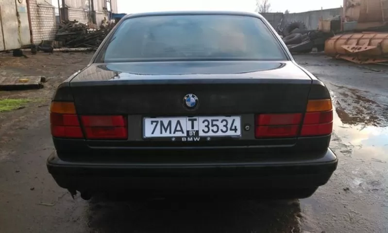 BMW520 3