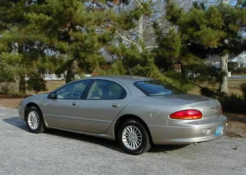 Chrysler Concorde 2000 детали по задней части авто