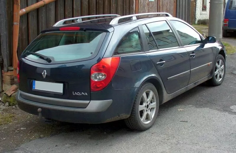 Оригинальные кузовные детали по задней части автомобиля Renault Laguna 7