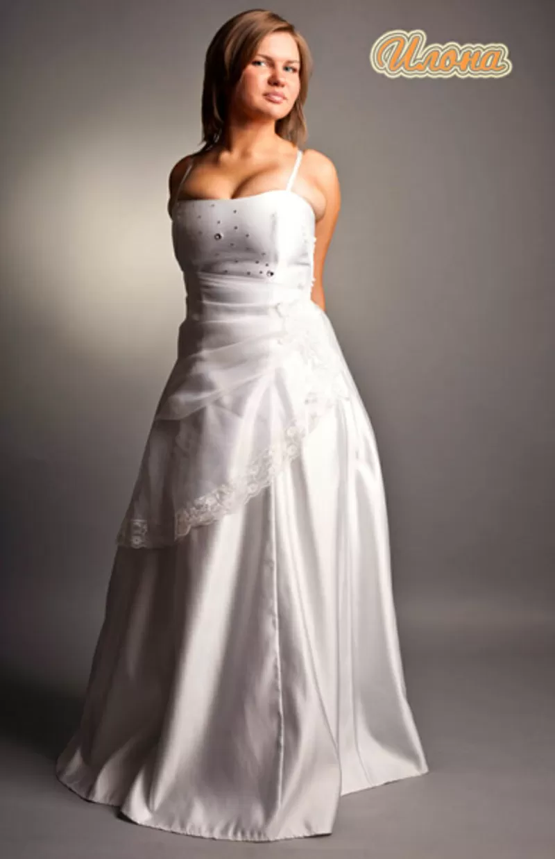 свадебные наряды -невесте платье, жениху смокинг и фрак 81