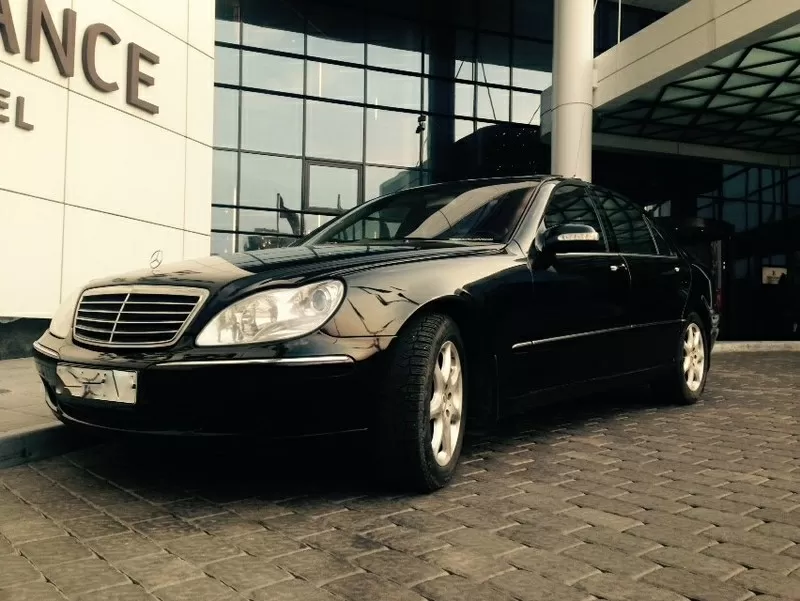 Аренда авто mersedes w220 s500 с водителем,  трансфер в аэропорт