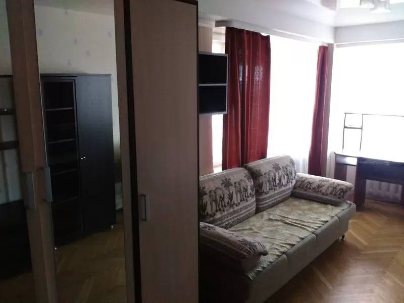 Продается 1-комнатная квартира в центре Минска  9