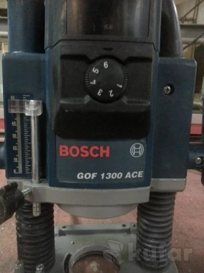 Фрезер Bosch GOF 1300 ACE.                                2