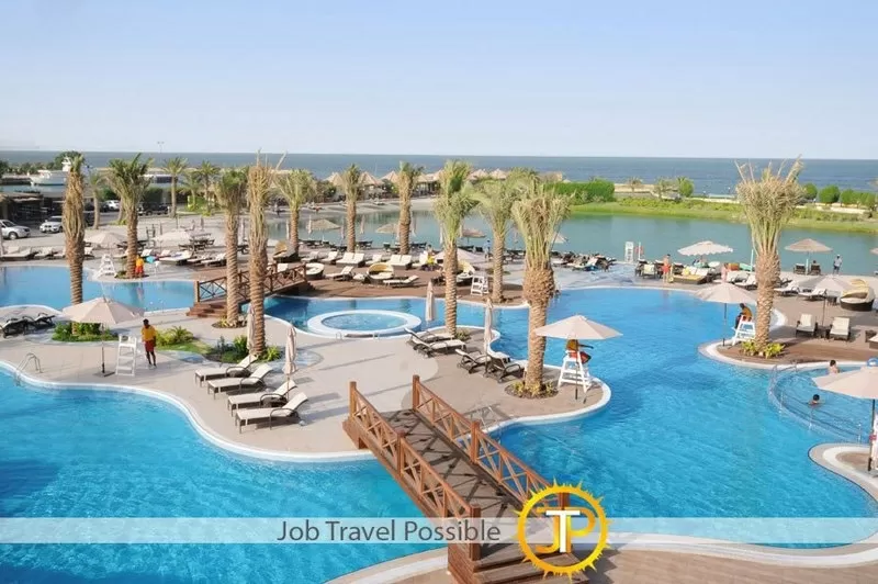 Требуется hostess в   Al bander Hotel & Resort (Manama,  Bahrain) 2