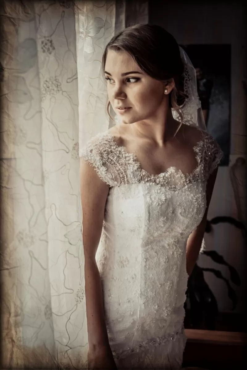 Свадебное кружевное платье со шлейфом продам 4