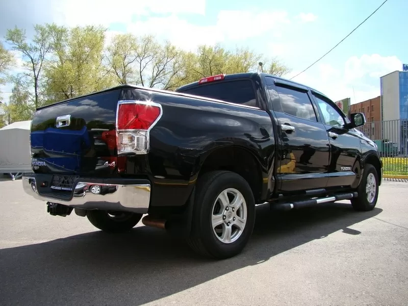 Toyota Tundra Double Cab 4WD 10