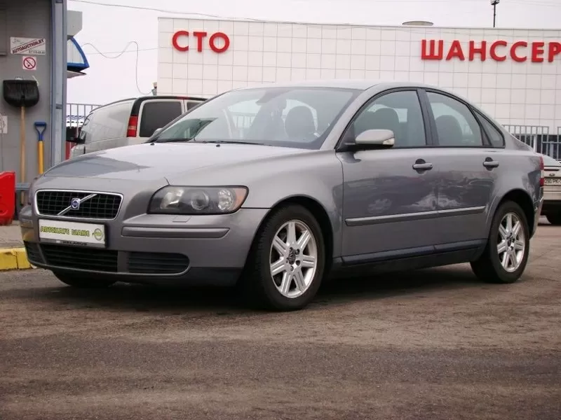 Роскошный Volvo S40 2.4 i 3