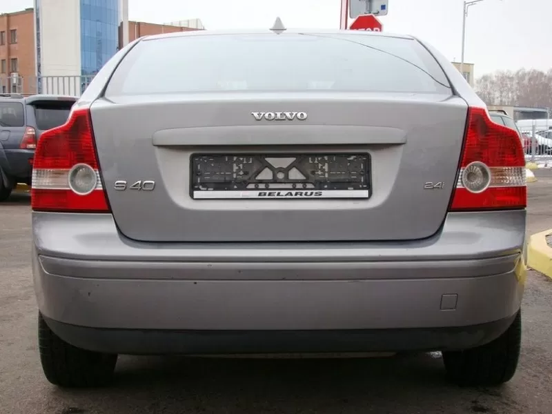 Роскошный Volvo S40 2.4 i 6