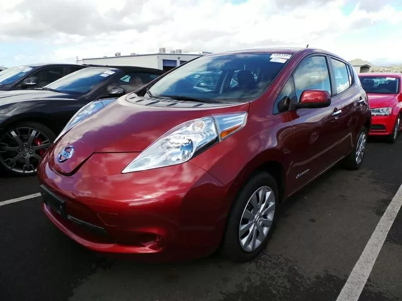 NISSAN LEAF 2013