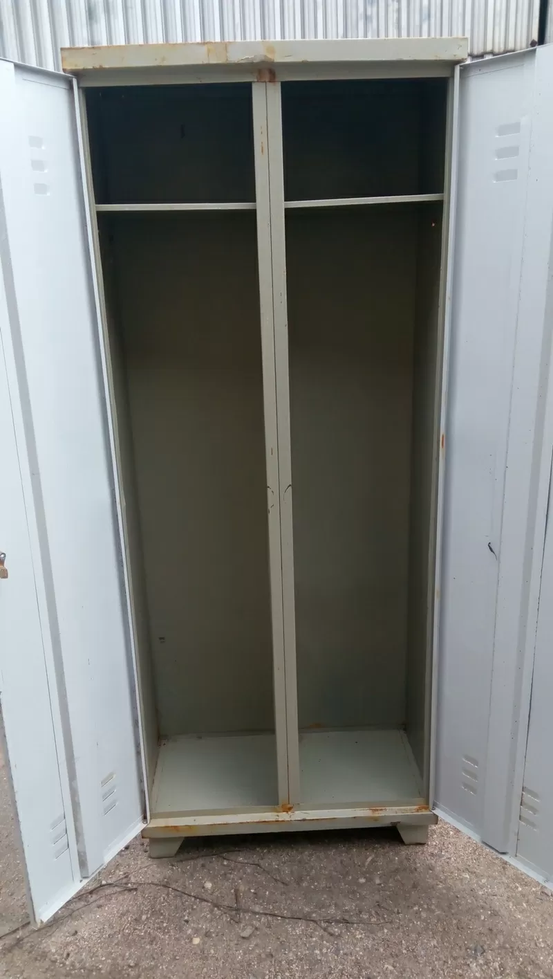 Шкаф металлический