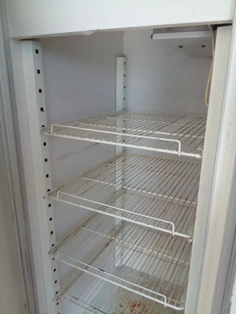 Холодильник промышленный 