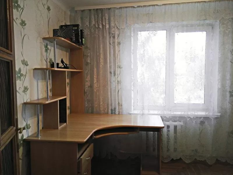 Просторная трехкомнатная с отличным ремонтом и мебелью,  Лынькова 15 9