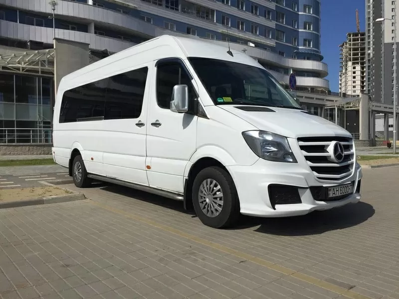 Прокат микроавтобуса с водителем в Минске 3