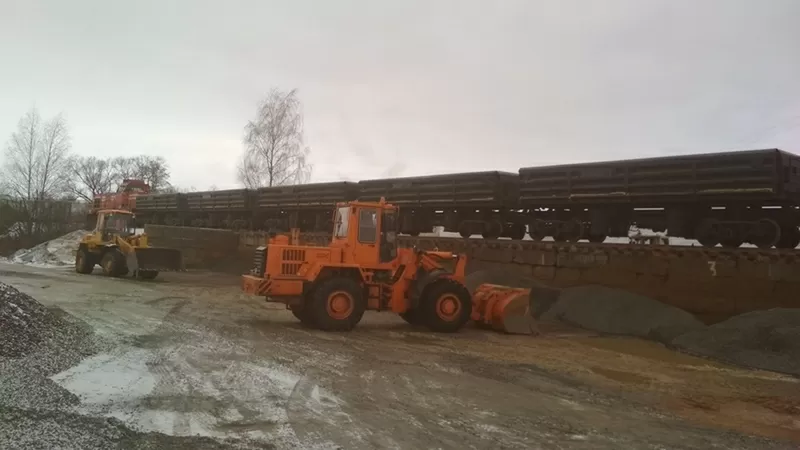 Услуги по перевозке и выгрузке железнодорожных вагонов (песок,  щебень)