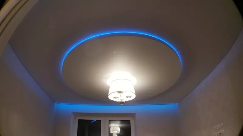 Натяжные двухуровневые потолки с подсветкой 3