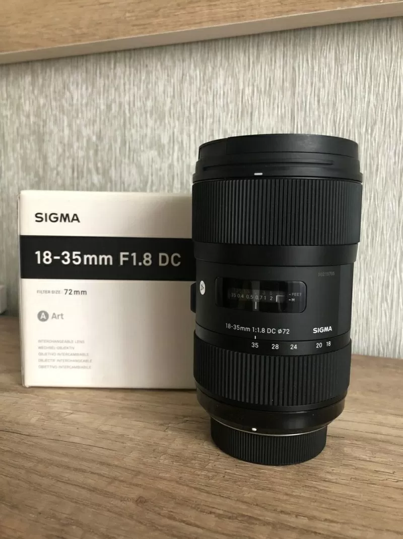 Объектив Sigma 18-35 f1, 8 для Nikon