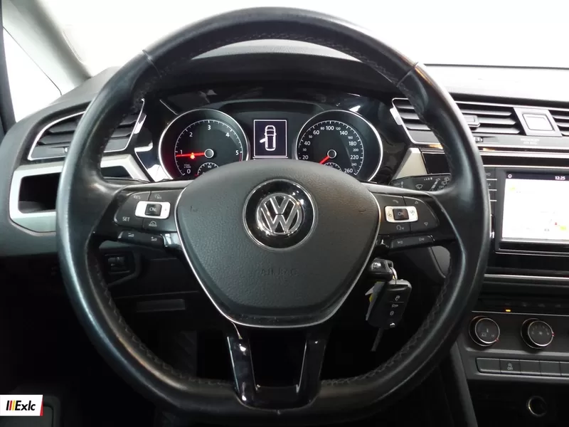Volkswagen,  Touran 1.6 TDI,  2016 9