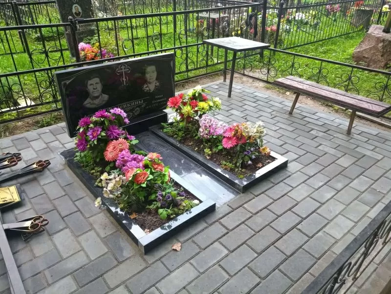 Работы на кладбище-благоустройство могил под ключ Алтайская 66а 3