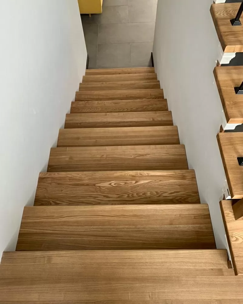Изготовление и монтаж лестниц на второй этаж 10
