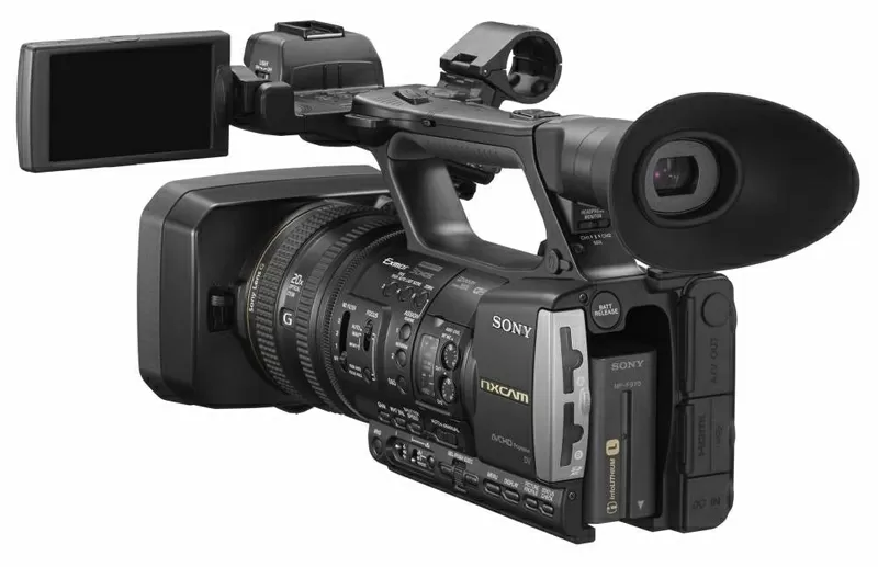 Видеокамера Sony HXR-NX3/E 6