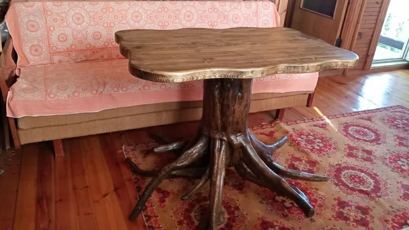 Уникальные столы ручной работы из натурального дерева 2