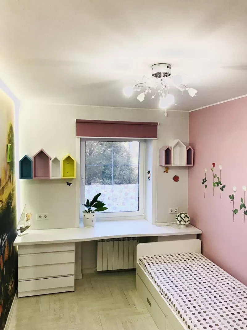 Продается 3-комнатная квартира в центре Минска,  ул. Сторожовская,  8  4
