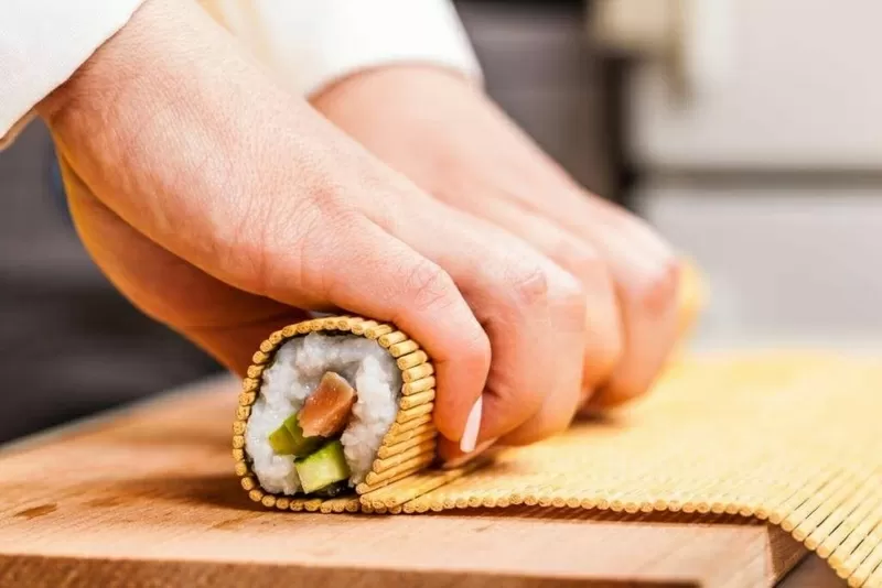 Стань частью нашей суши-команды,  работа Sushi Master в Польше!