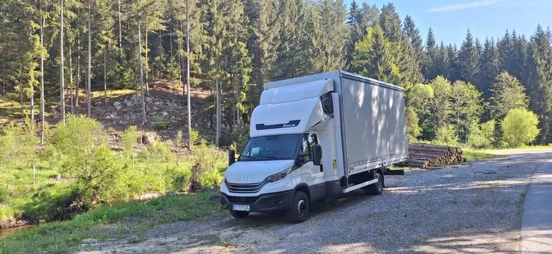 Работа водителем C (Iveco Daily 7.2) - 350 зл/день,  официальное трудоу