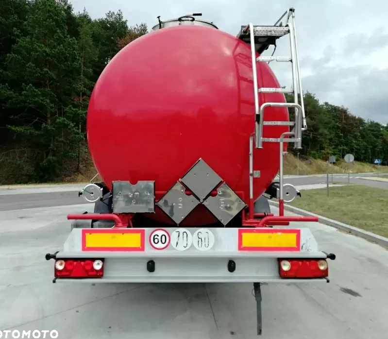 Продам автоцистерну марки Magyar объёмом 32 500 литров 3