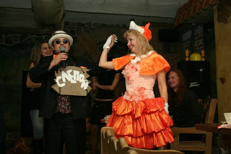 в аренду костюмы маскарада-кошки бэтмена, кардинал, Кармен, царь Грозный 3